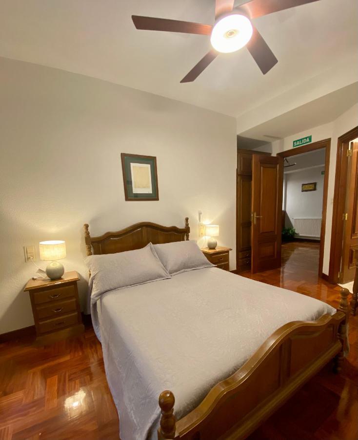 Hostal Cristina Estella Esterno foto