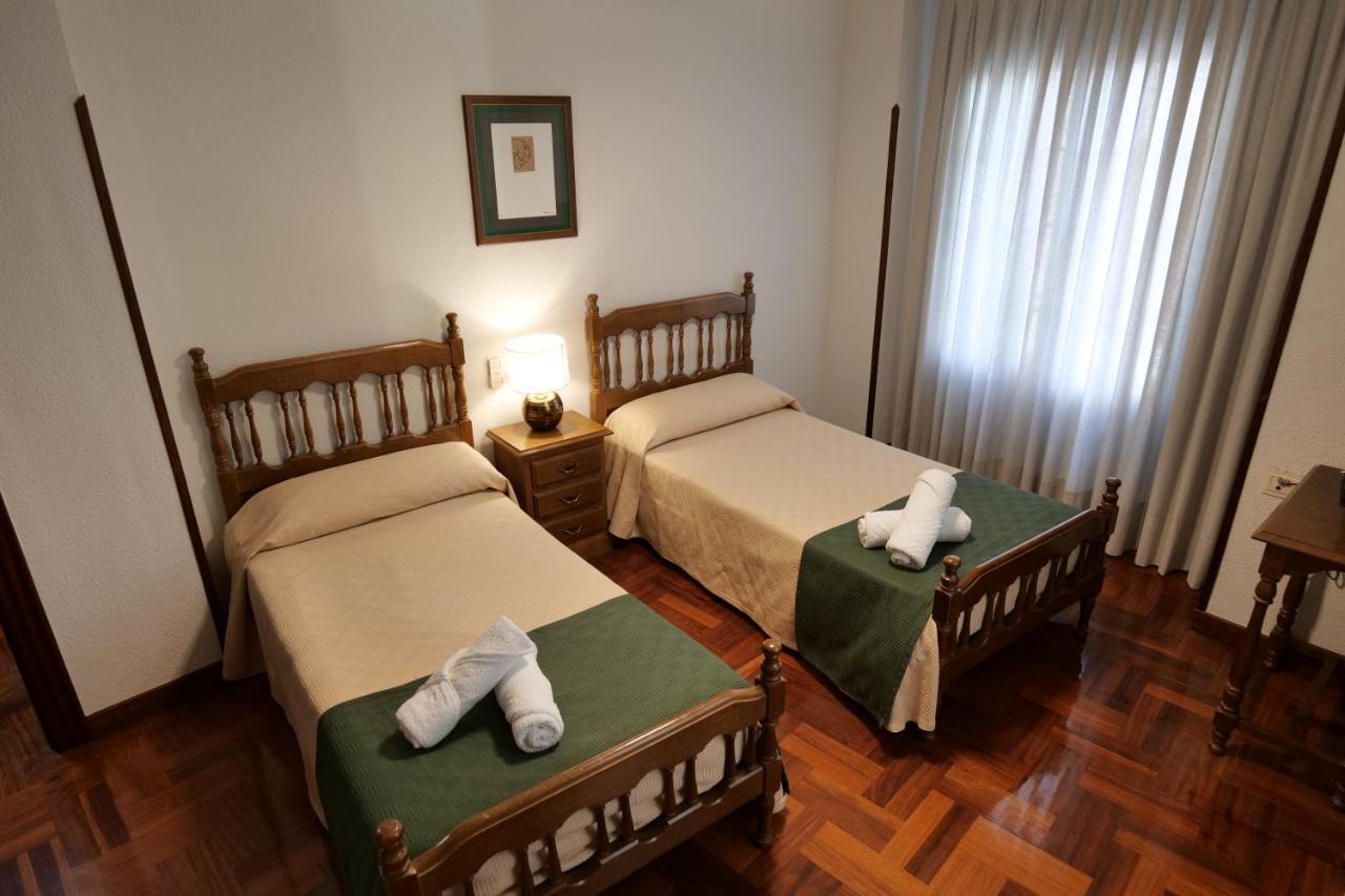 Hostal Cristina Estella Esterno foto